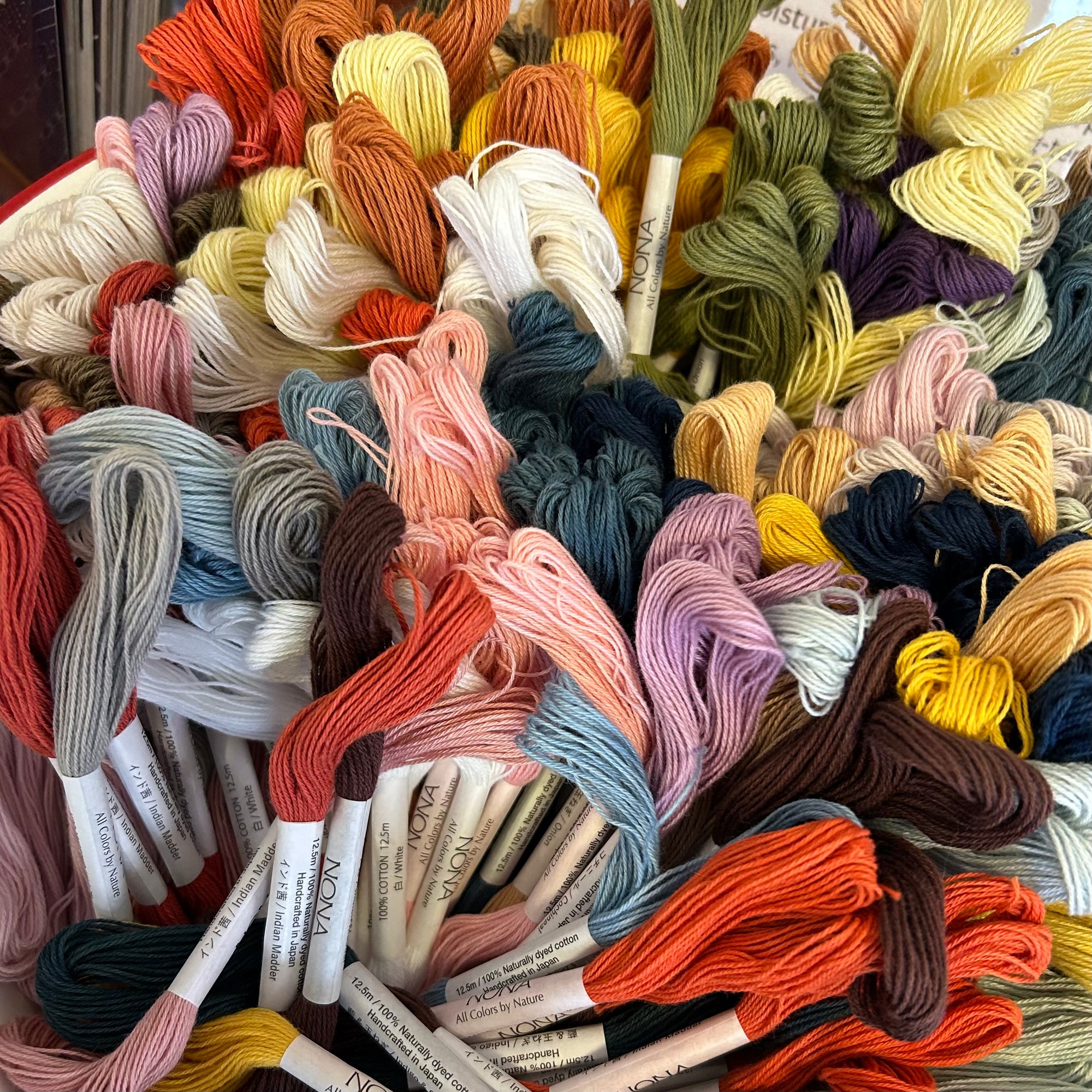 Nona Thread Box - 100 Colours