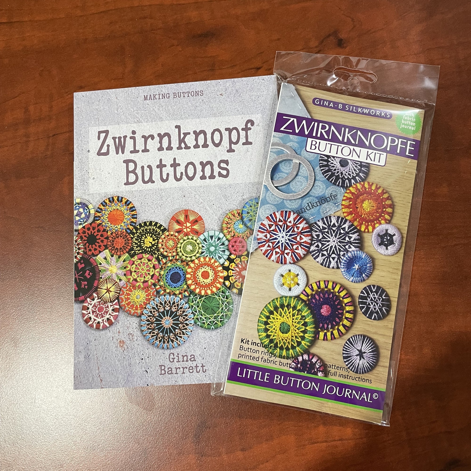 Gina-B Zwirnknopf Button Book and Kit