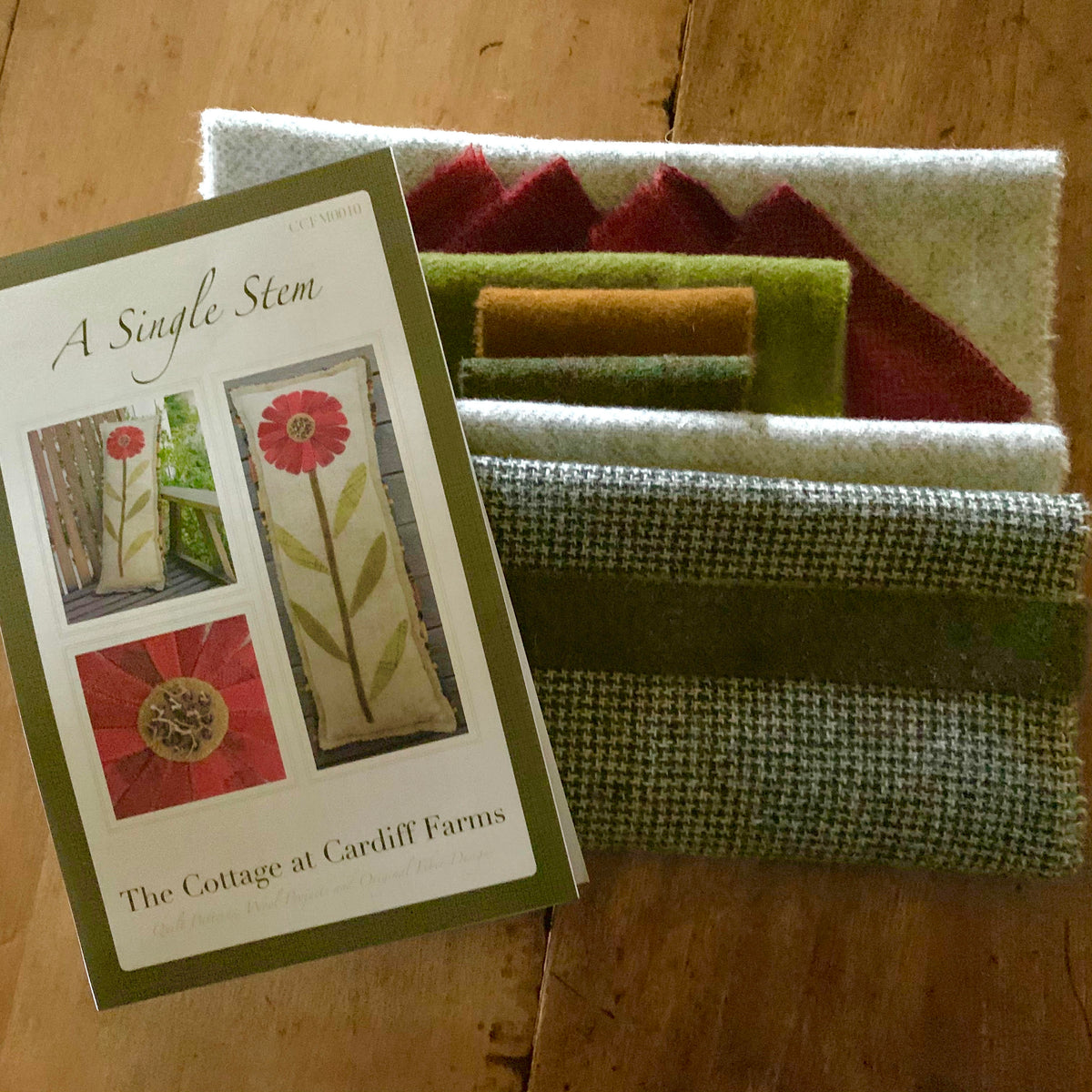 The Cottage at Cardiff Farms - A Single Stem Bench Pillow Wool Kit