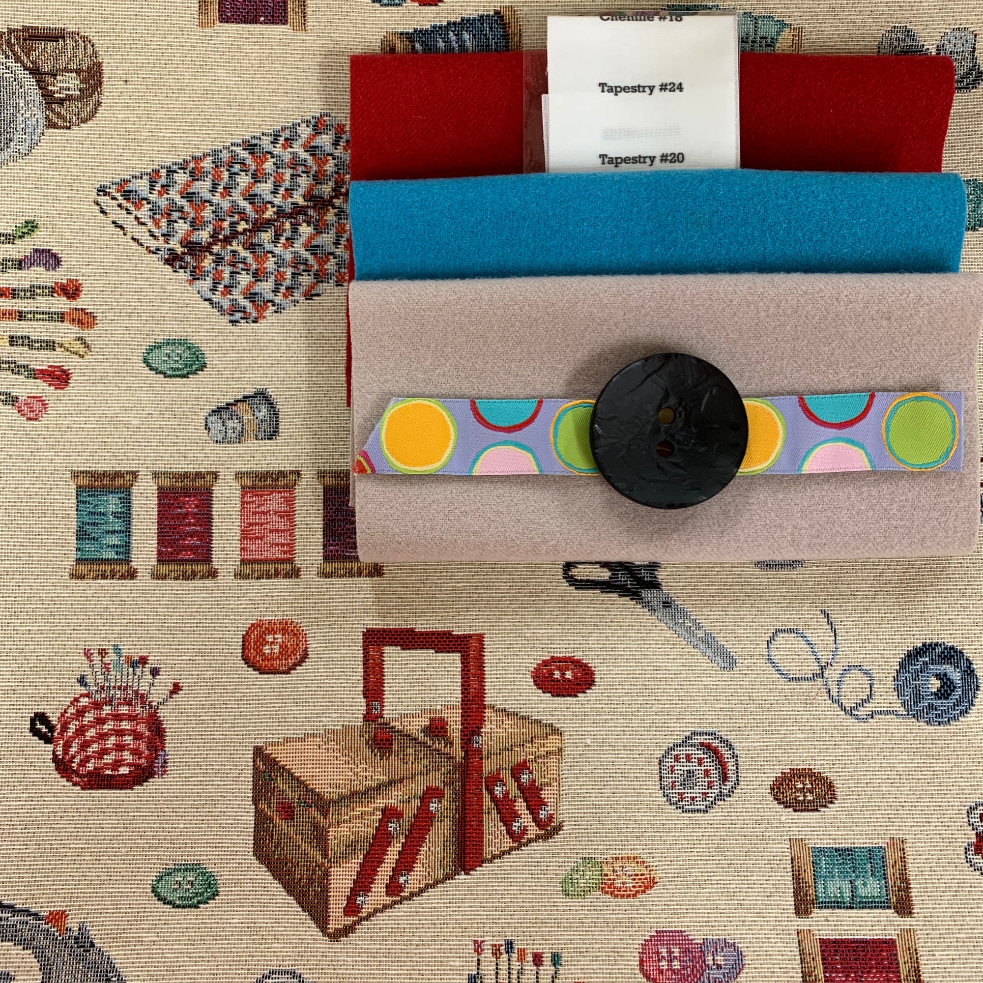 Sue Spargo's Roadrunner Needle Roll Kit