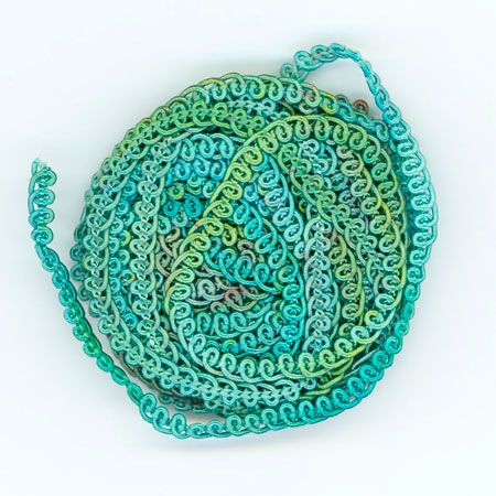 Single Loop Gimp Grandma Moses