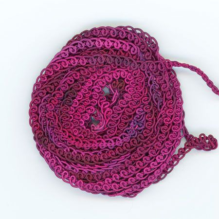 Single Loop Gimp Marianne