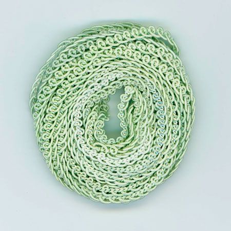 Single Loop Gimp Riesling